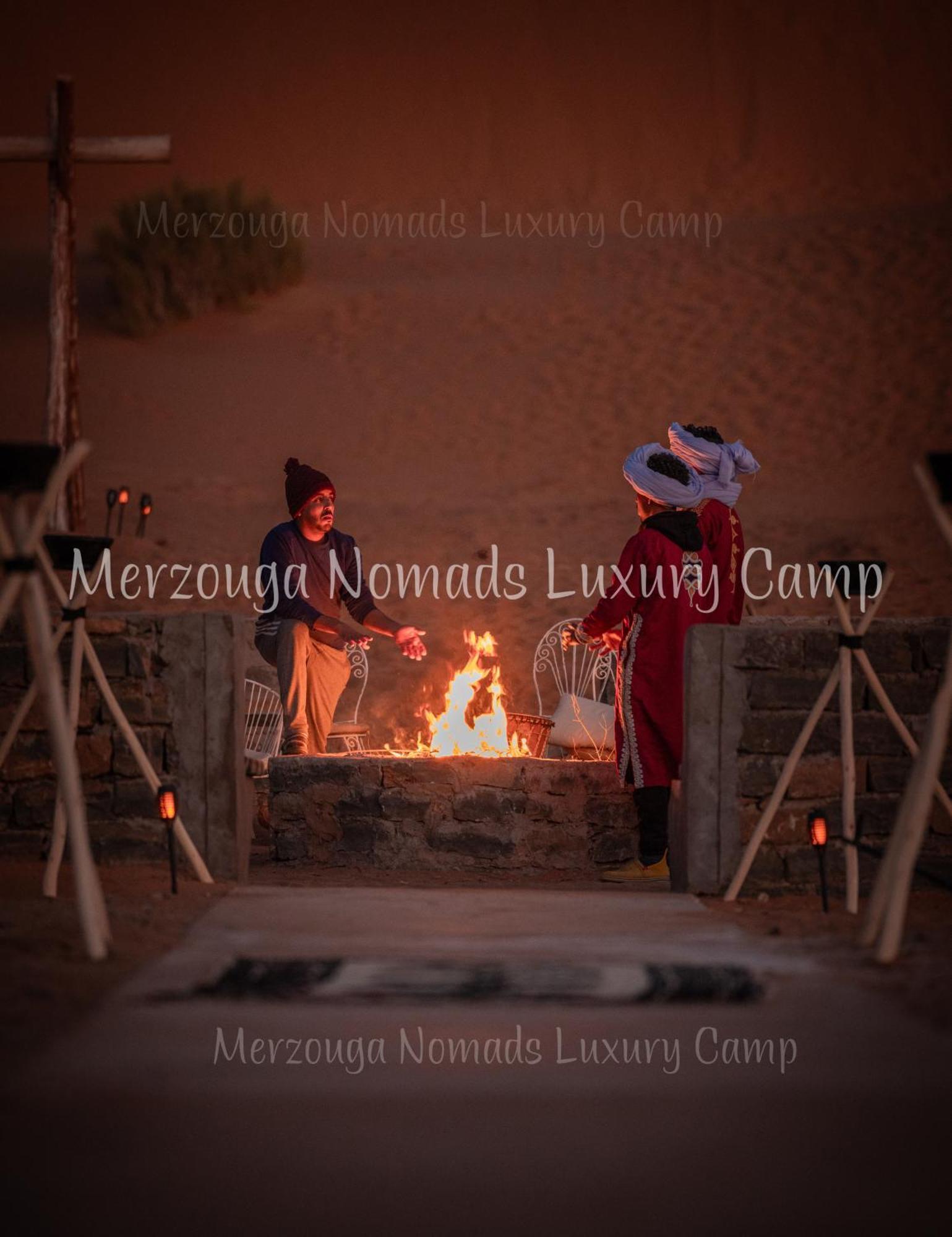 Merzouga Nomads Luxury Camp Otel Dış mekan fotoğraf