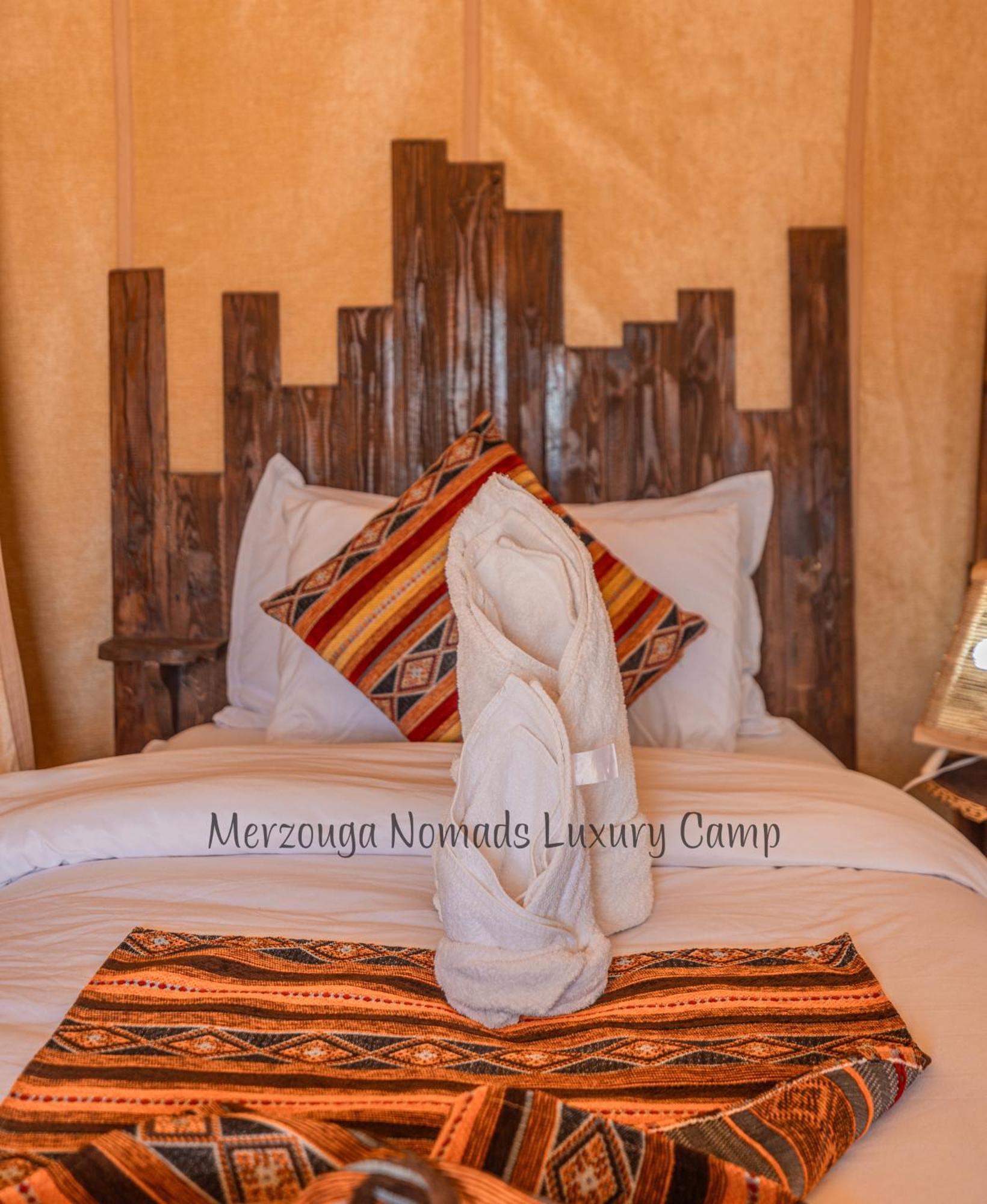 Merzouga Nomads Luxury Camp Dış mekan fotoğraf