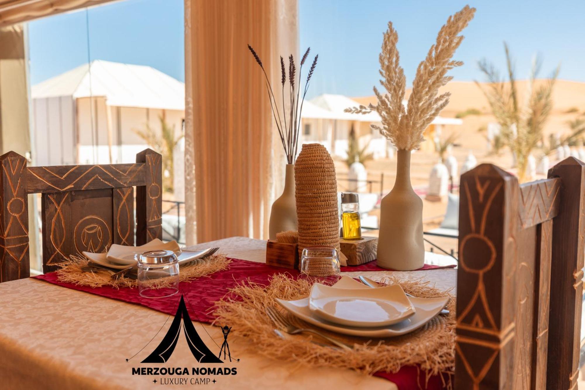 Merzouga Nomads Luxury Camp Otel Dış mekan fotoğraf