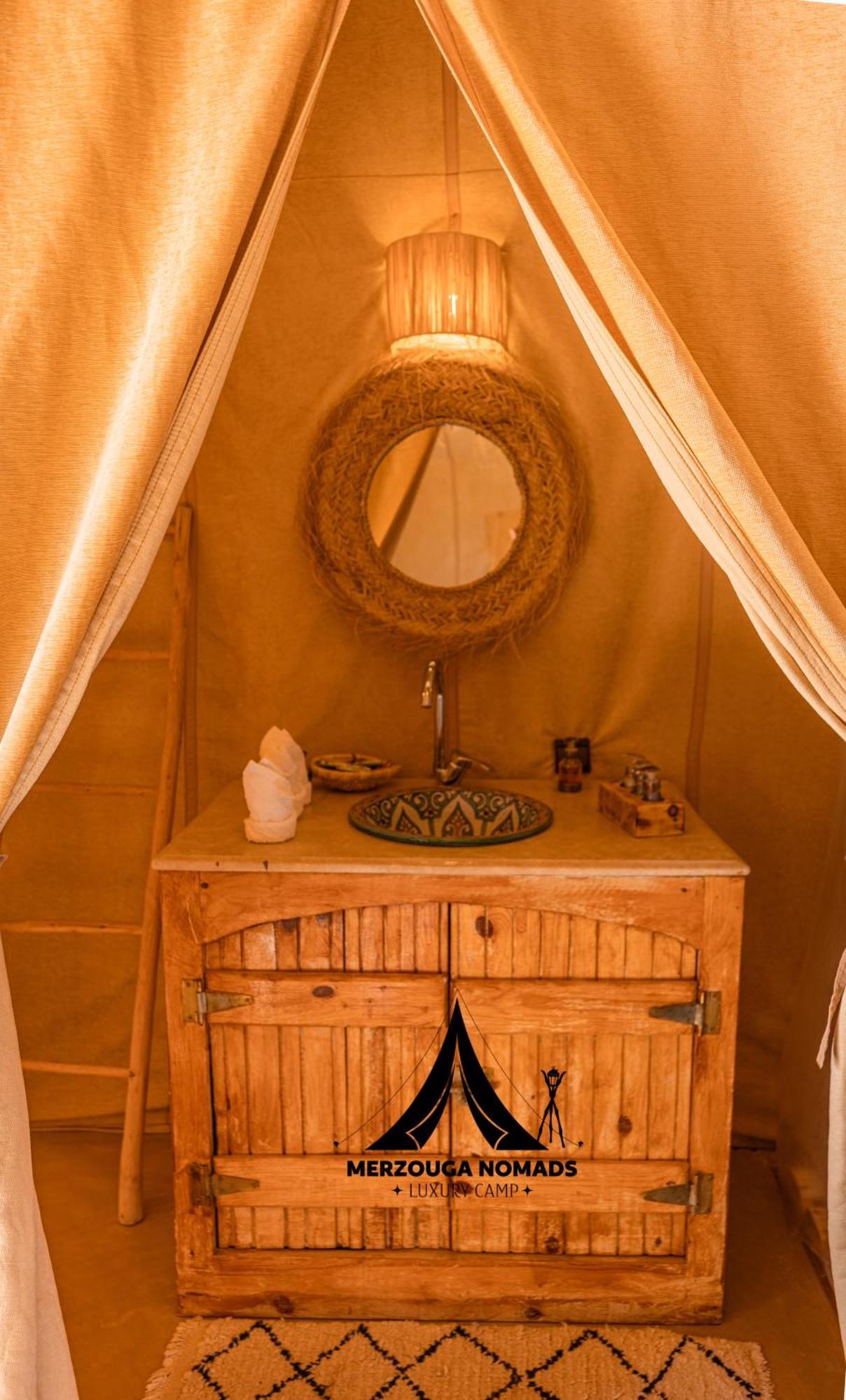 Merzouga Nomads Luxury Camp Dış mekan fotoğraf